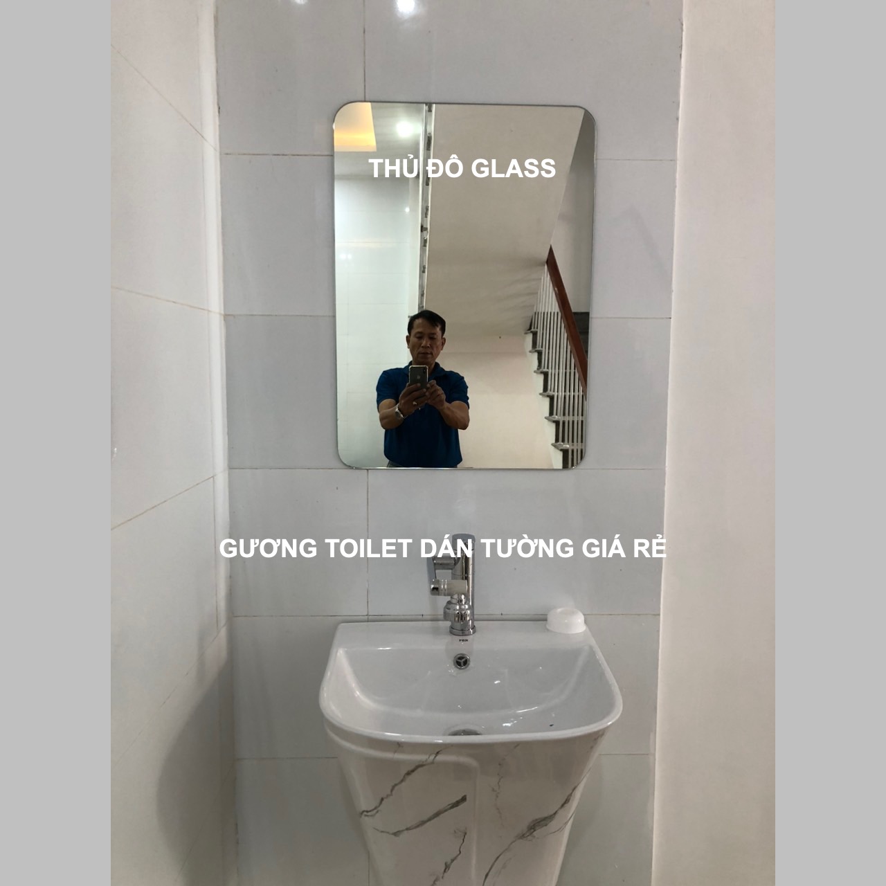 Gương toilet dán tường giá rẻ